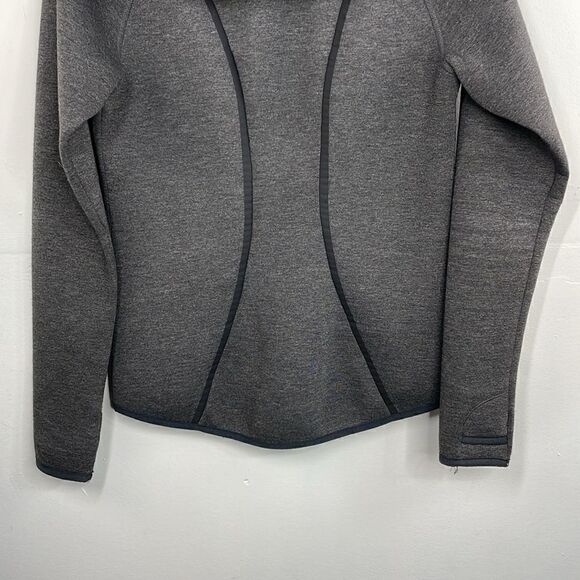Athleta Fuse Hooded Scuba Gray Thumbhole
Zipper Pocket Zip Up Jacket Sz Small - Picture 9 of 13